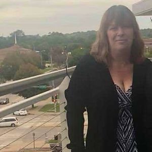 Meet your Posher, Sheila